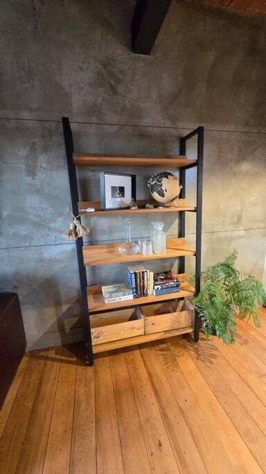 Apartment 3 - Haddin Court - Industrial Glam Blenheim Eksteriør bilde